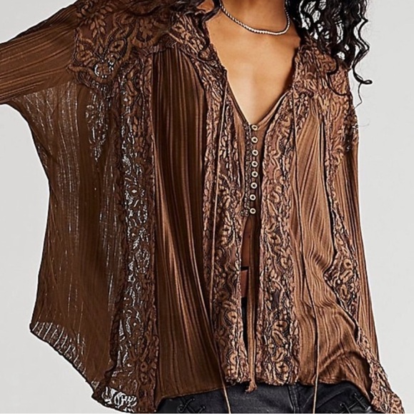 NWT FREE PEOPLE Beautiful Brown Georgia Lace Detail Women's Top ($128) - S - Picture 2 of 3